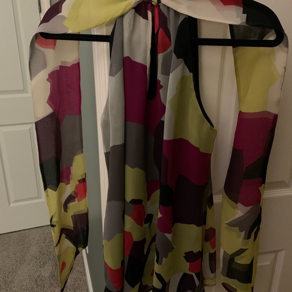 Blouse-Silk Halter Neck- Small- Striking-Size 2-Great preowned like new- - Picture 7 of 10
